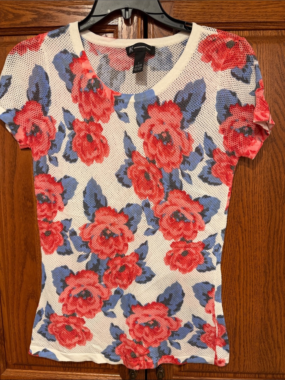 Inc White Mesh Short-Sleeve Top with Red Floral Print and Blue Leaves
